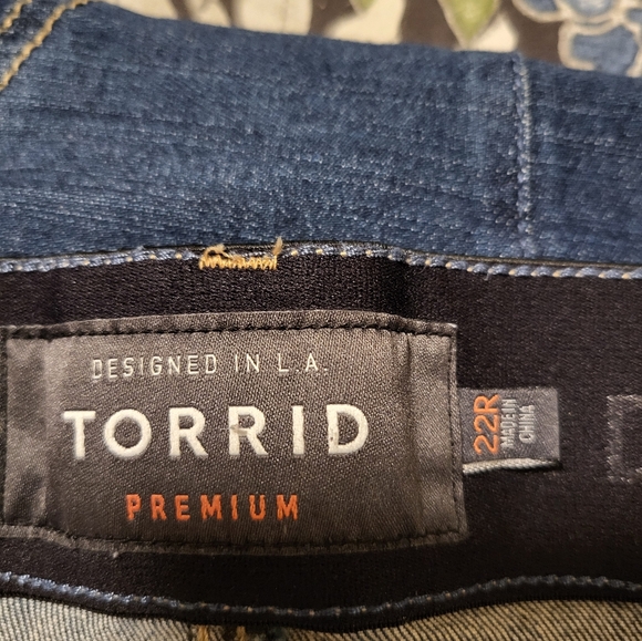 Jeans - Picture 1 of 2